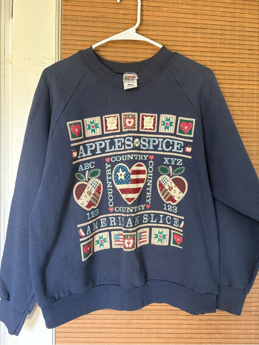 Fruit of the Loom Women’s Navy 'Apples & Spice' Graphic Sweatshirt